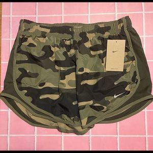 Nike Camo Running Shorts NWT Size M